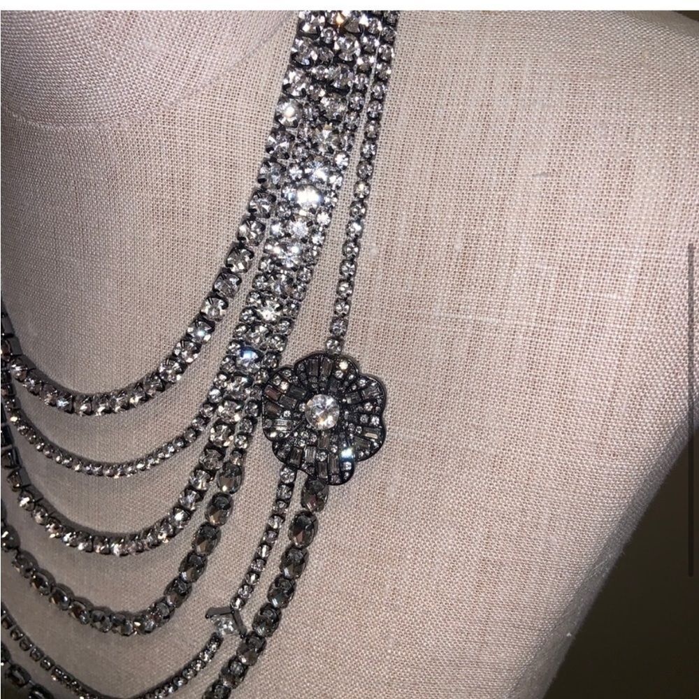 NWT White Housee Black Market Rose Statement Necklace - Picture 5 of 9